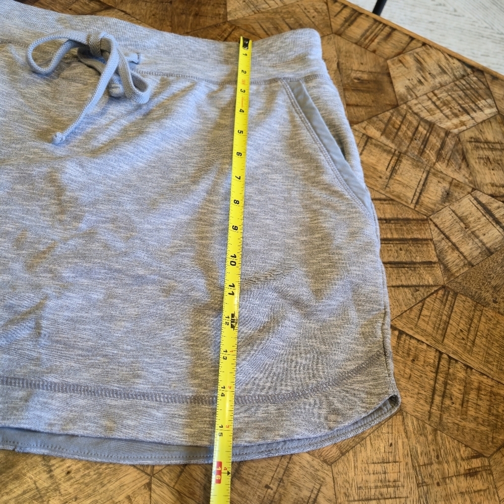 Athleta Techie Terry Skirt M Spring Sporty Beach Pool Comfy Athleisure Pockets - Picture 13 of 15